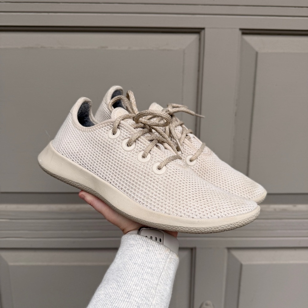 Allbirds Women’s Tree Runner in Wheat | Size 9